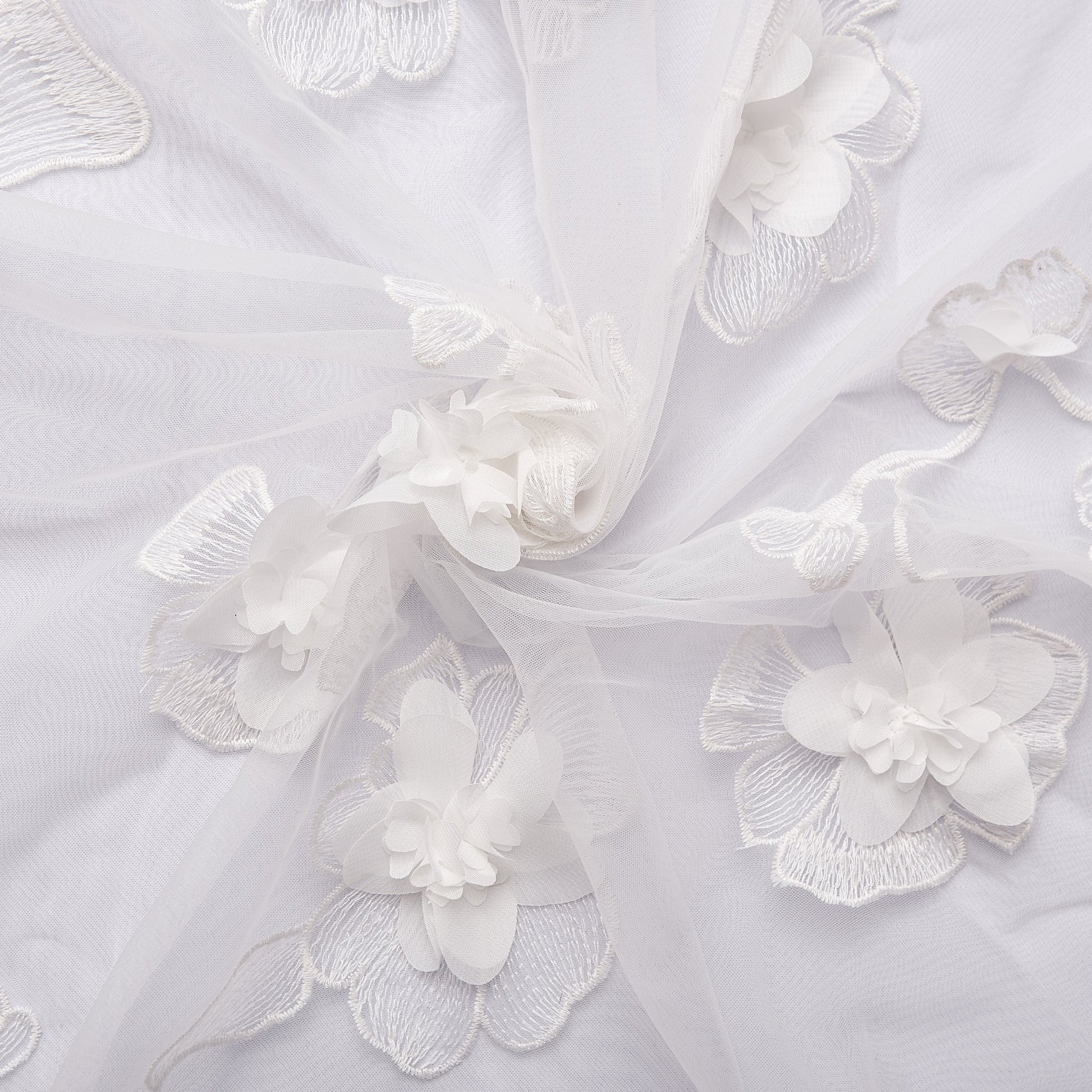 3D Gardenia Embroidery Sheer Table Runner - White