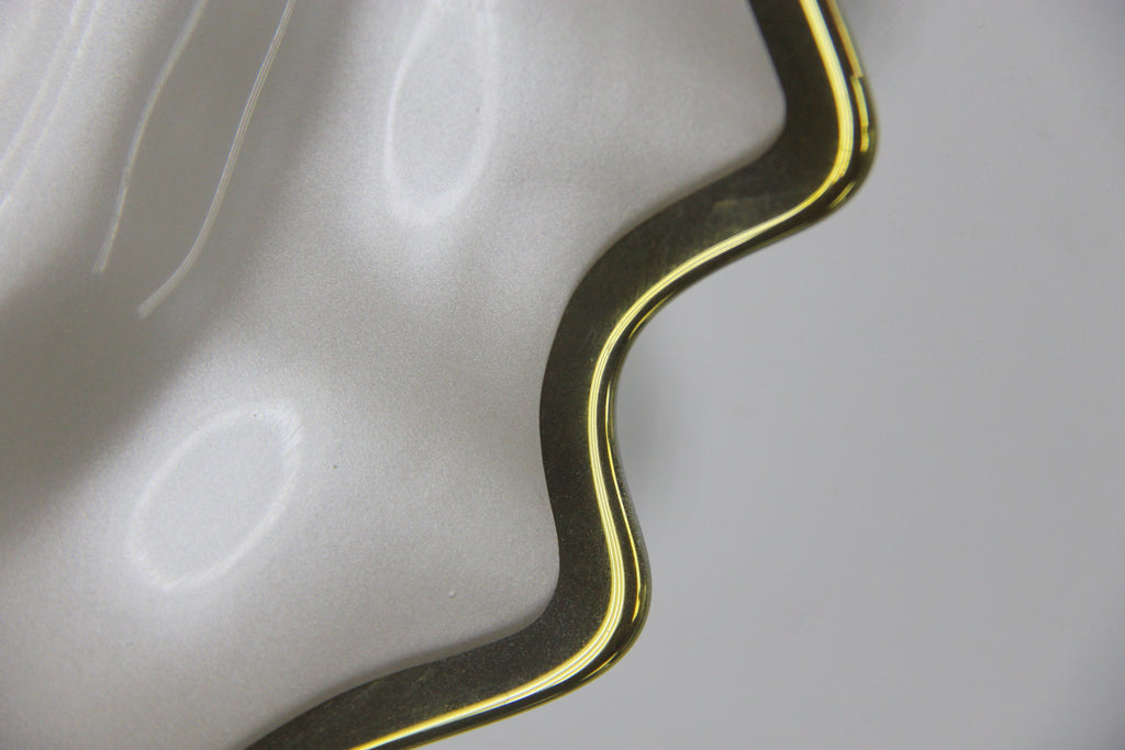 4 pc/set Lotus Scalloped Glass 13" Charger Plate - White Gold-Trimmed