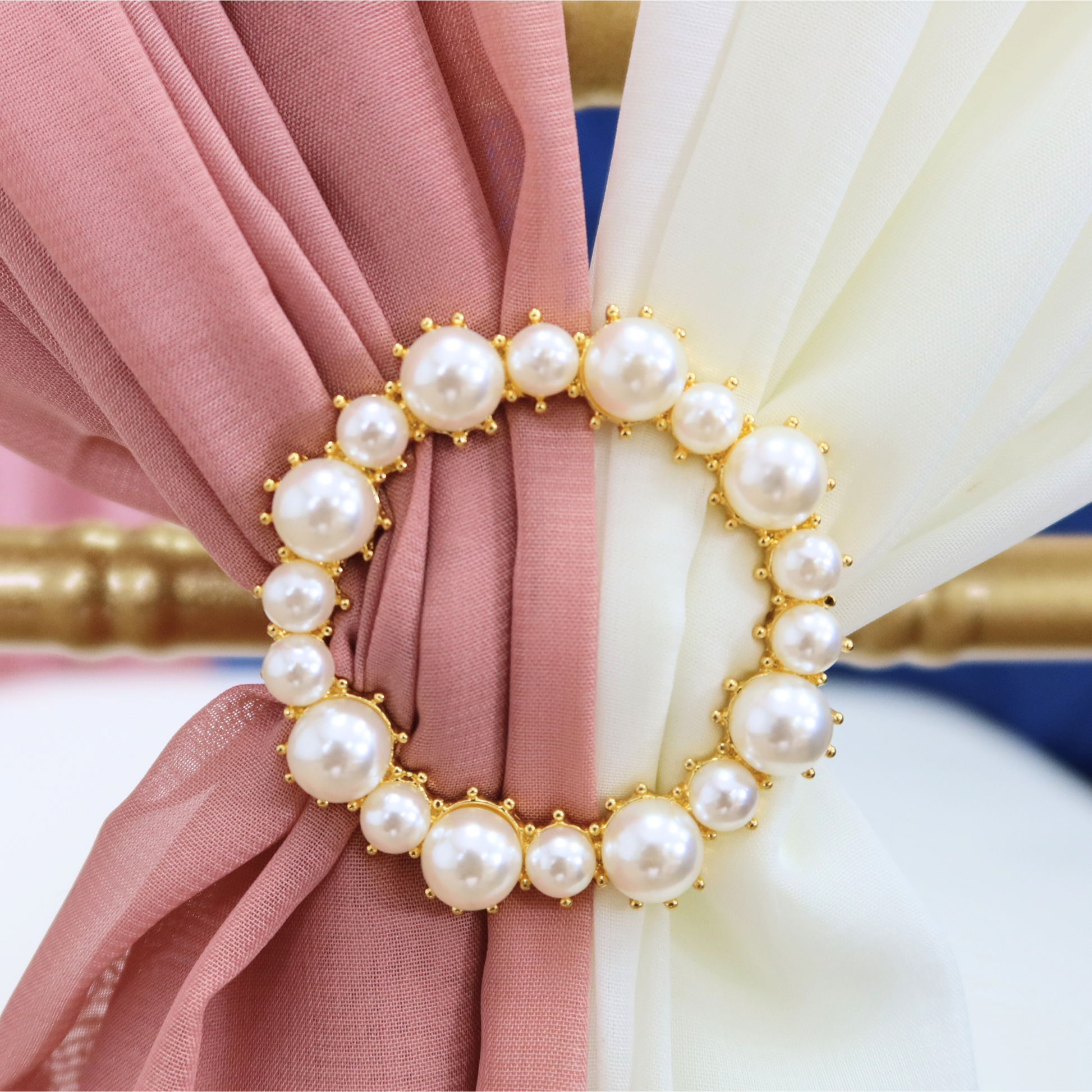 Pearl Buckle Sash Pin - Pearl White
