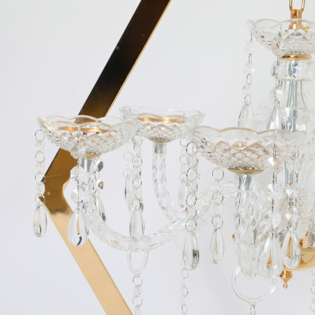 Diamond Shape Centerpiece with Hanging Chandelier