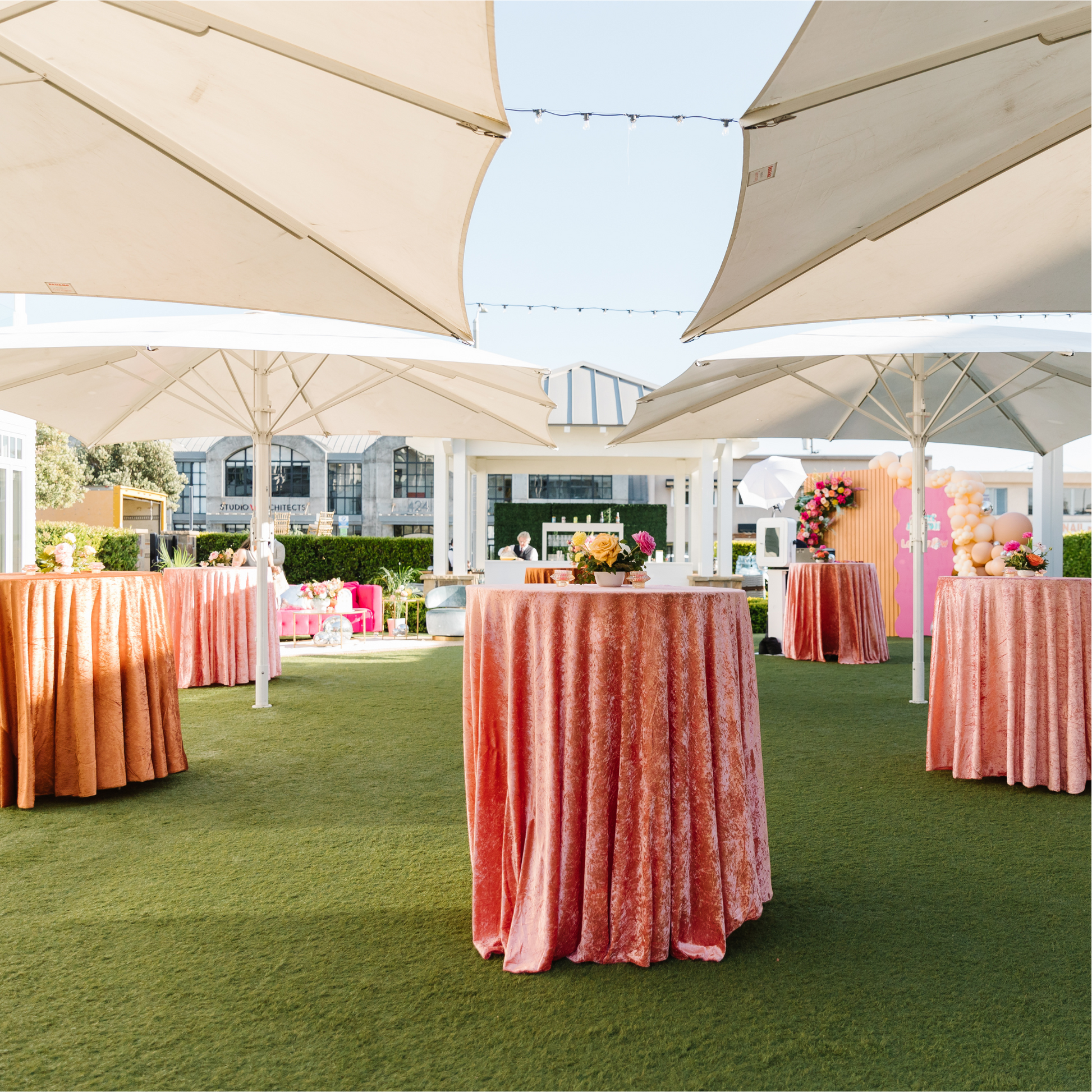 Velvet 120" Round Tablecloth - Coral
